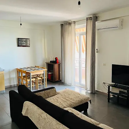 Alkano Apartament * Durrës